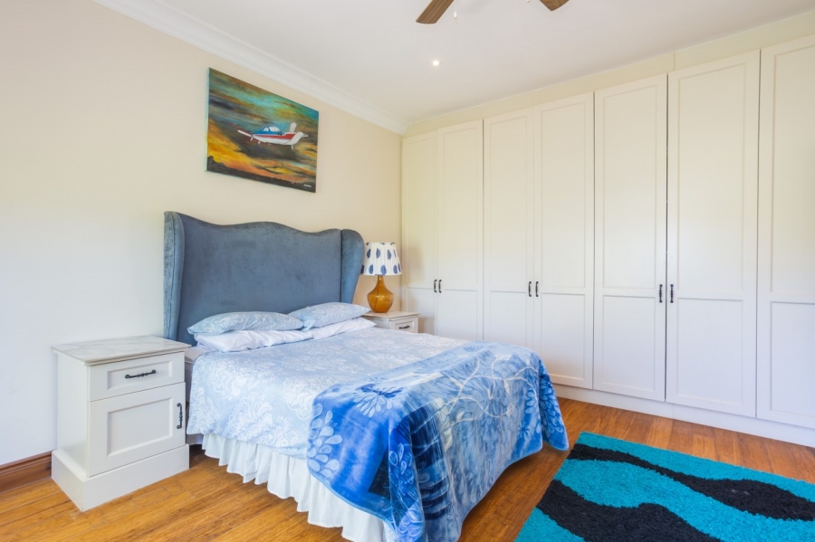 5 Bedroom Property for Sale in Val De Vie Estate Western Cape